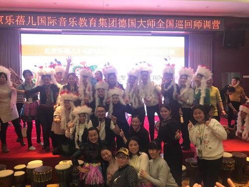 成人演奏奥尔夫音乐视频,成人演绎经典旋律