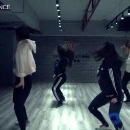 翠竹成人街舞视频,动感舞步演绎青春活力