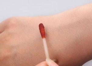 成人喂食针管喂水视频,成人喂食的温馨瞬间