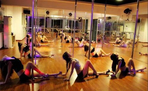 涌山成人舞蹈视频大全