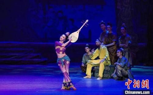 成人快板表演经典视频大全,传承民俗艺术的魅力瞬间