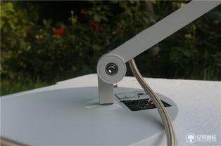 宿舍成人台灯测评视频,照亮学习生活，品质之光大揭秘