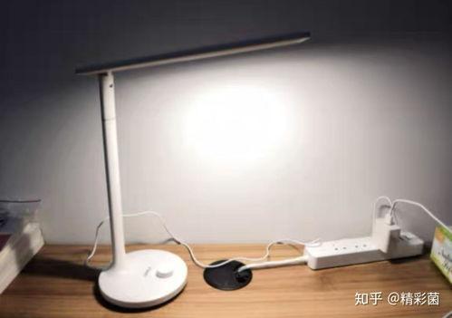 宿舍成人台灯测评视频,照亮学习生活，品质之光大揭秘