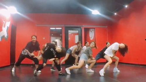 成人宴会绑发视频,跟随视频教程轻松绑发